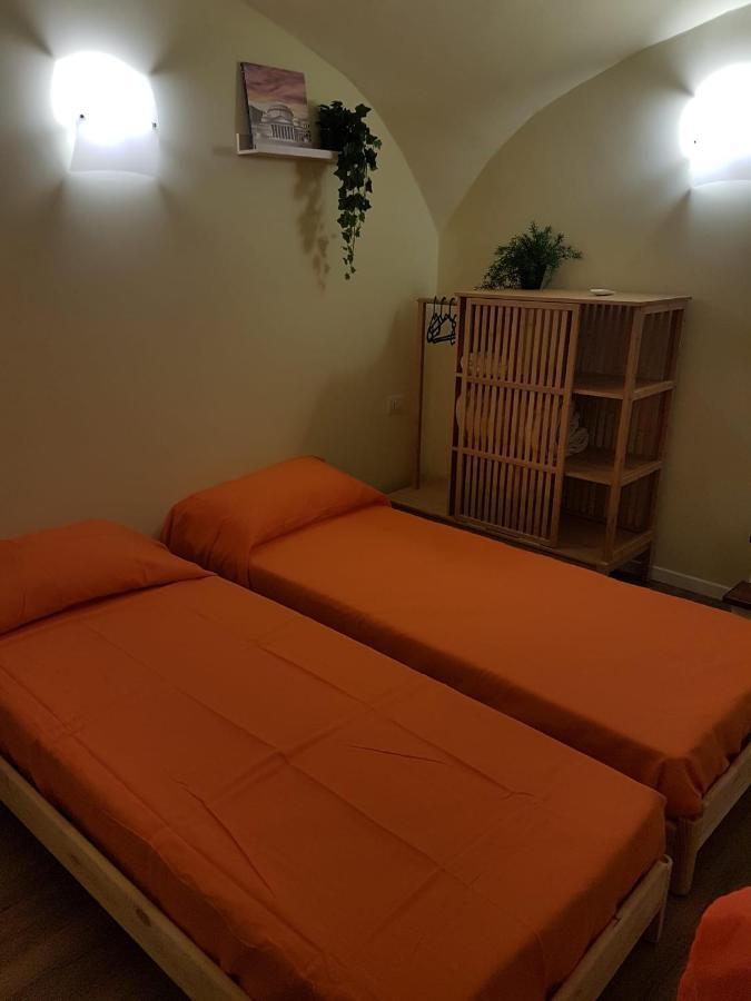 Rega Holiday House Неаполь Экстерьер фото