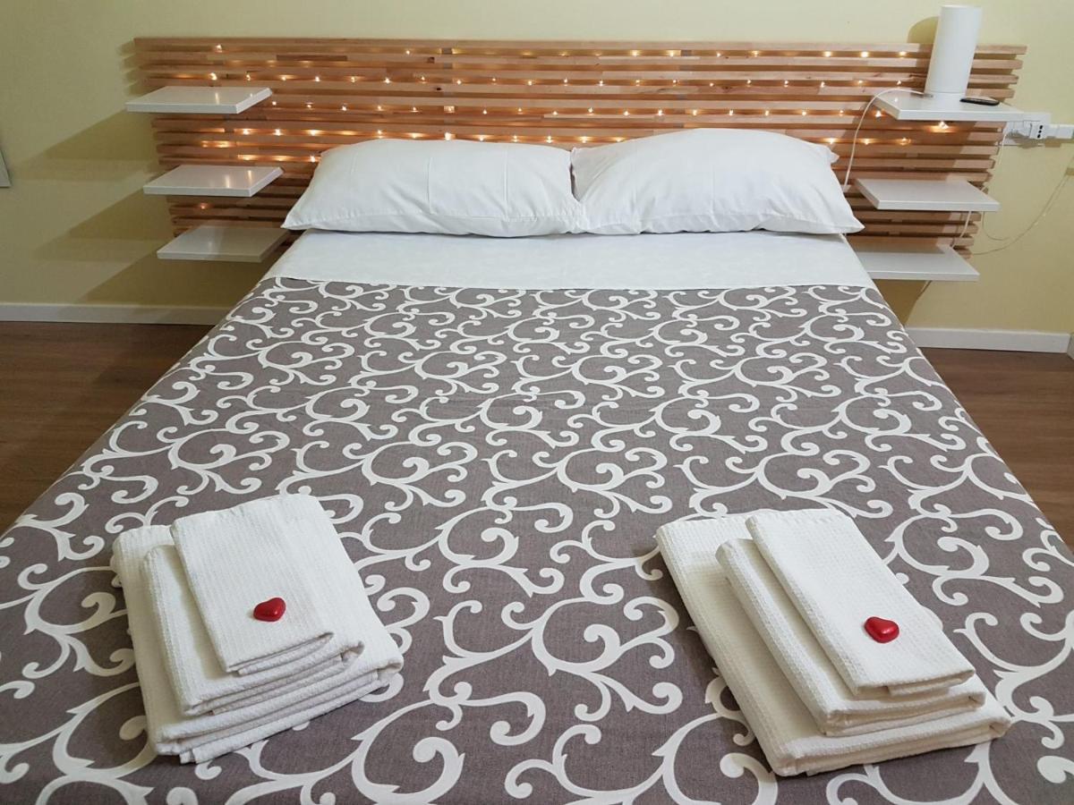 Rega Holiday House Неаполь Экстерьер фото